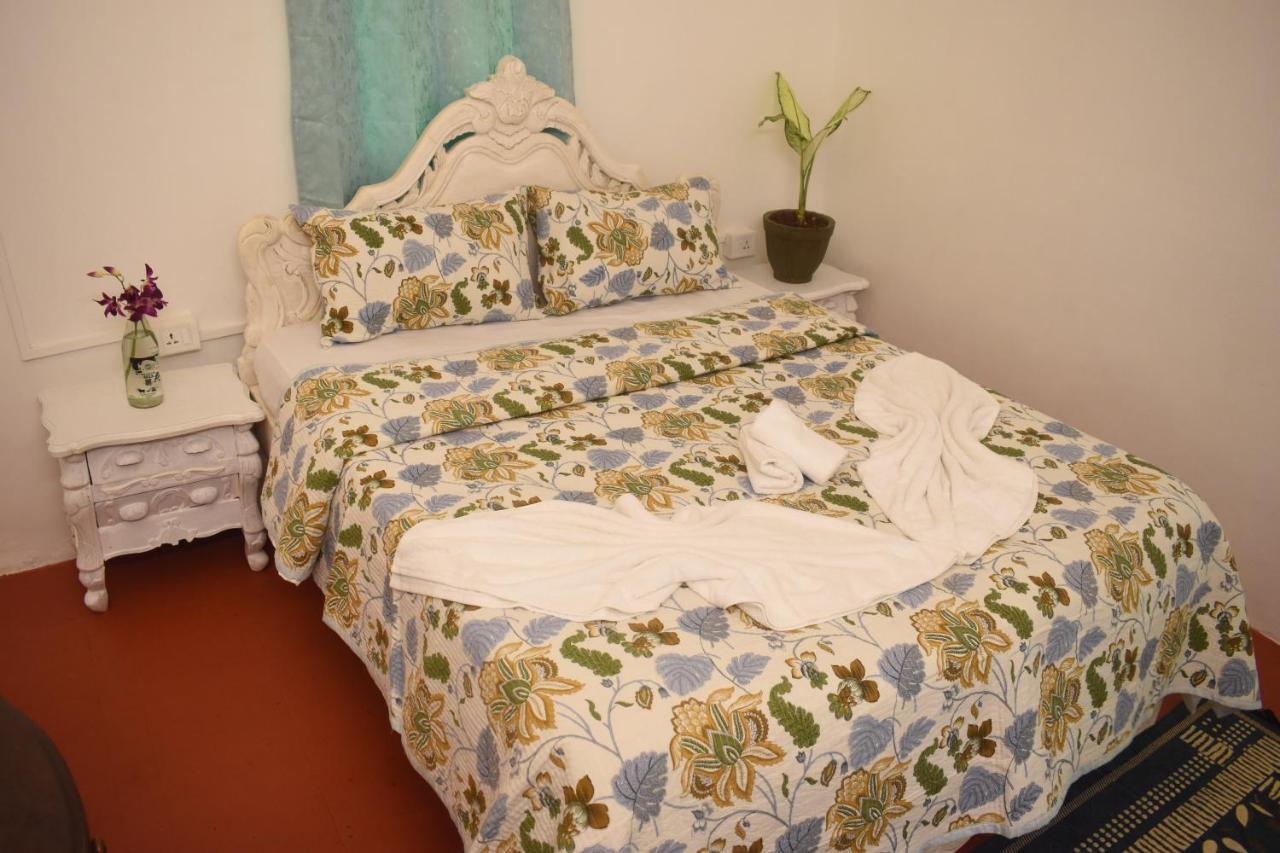 Casa Happy Dervish, 2Mins Away From The Beach Anjuna Bagian luar foto