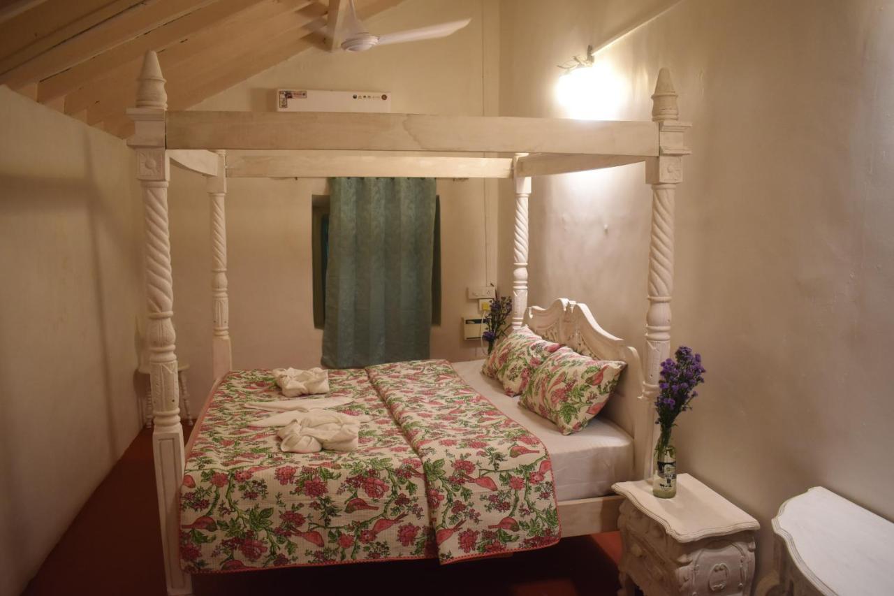 Casa Happy Dervish, 2Mins Away From The Beach Anjuna Bagian luar foto