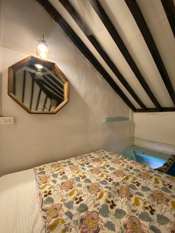 Casa Happy Dervish, 2Mins Away From The Beach Anjuna Bagian luar foto