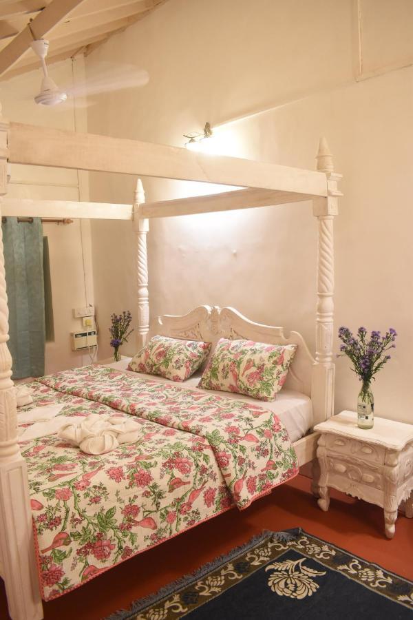 Casa Happy Dervish, 2Mins Away From The Beach Anjuna Bagian luar foto