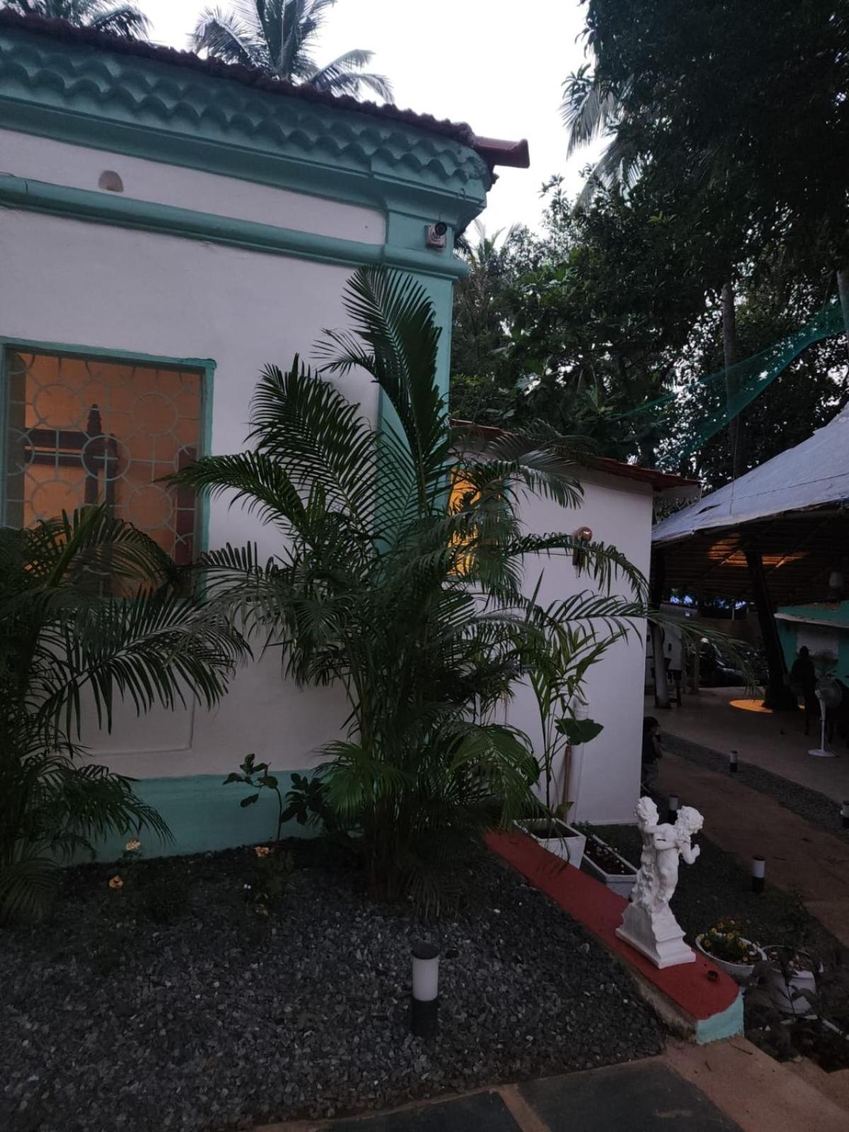 Casa Happy Dervish, 2Mins Away From The Beach Anjuna Bagian luar foto